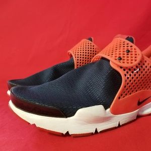YOUTH NIKE SOCK DART GS RUNNING SHOES